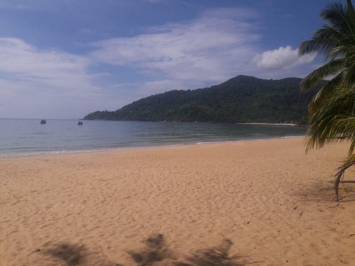 Permai Chalet Tioman Villa Kampong Juara Exterior photo